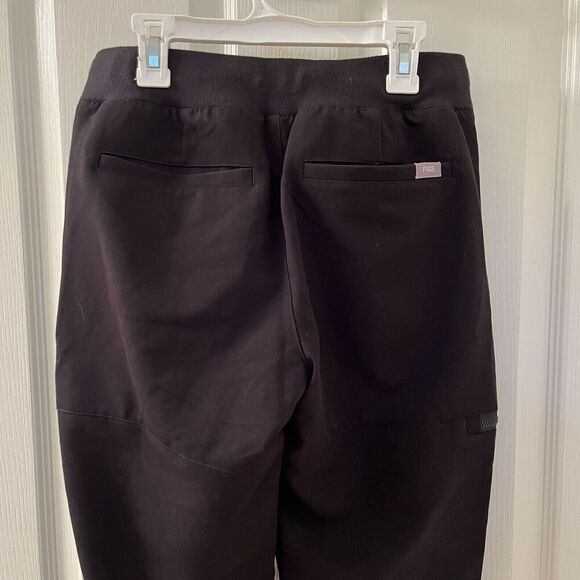 Figs Women's Manari Slim-Leg Cargo Scrub Pants Technical Black Size XS NWT - Picture 13 of 16